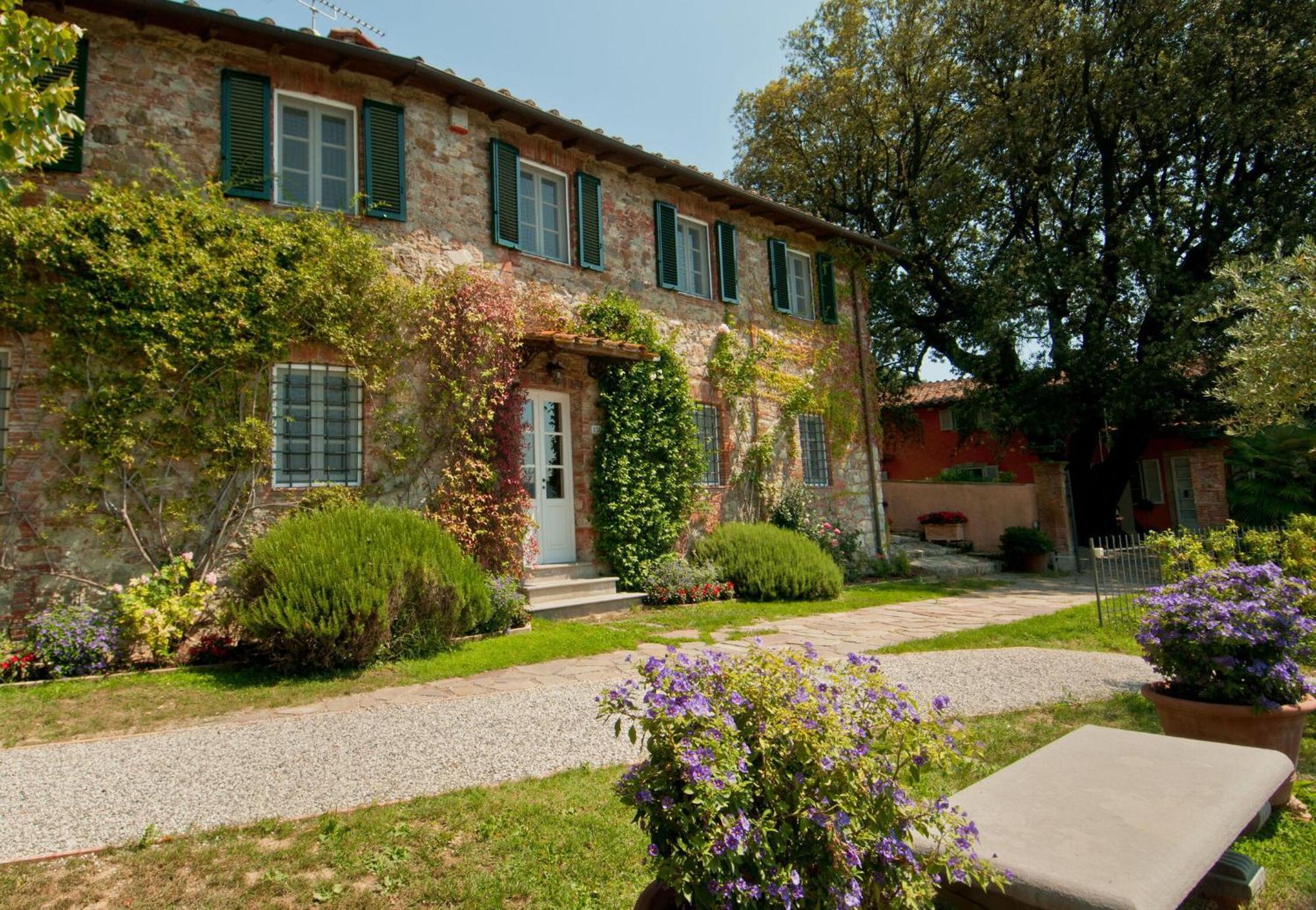 Villa Igea By Salogi Villas Mastiano Exteriör bild